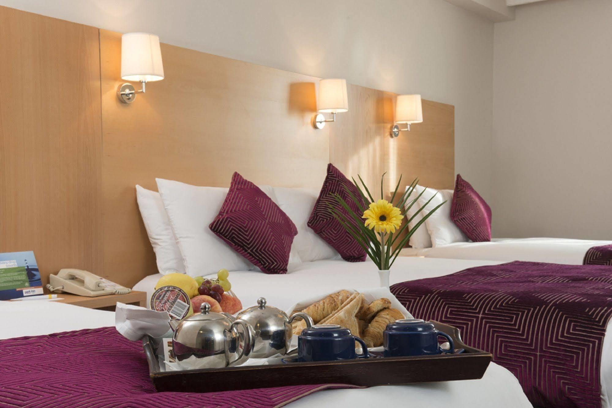 Park Inn By Radisson Shannon Airport المظهر الخارجي الصورة